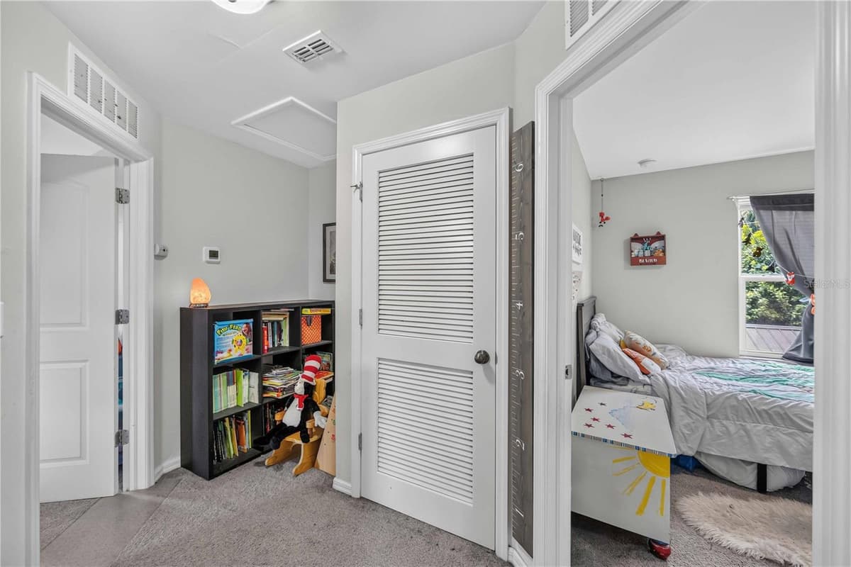 60 INDEPENDENCE STREET — photo 14 of 31