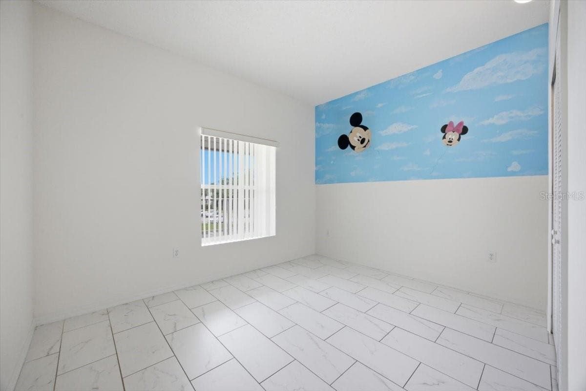 3157 SUN LAKE COURT — photo 9 of 37