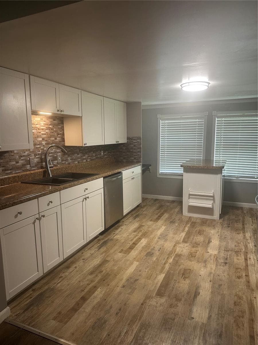 2777 TROPICAL LAKE DRIVE — photo 6 of 14