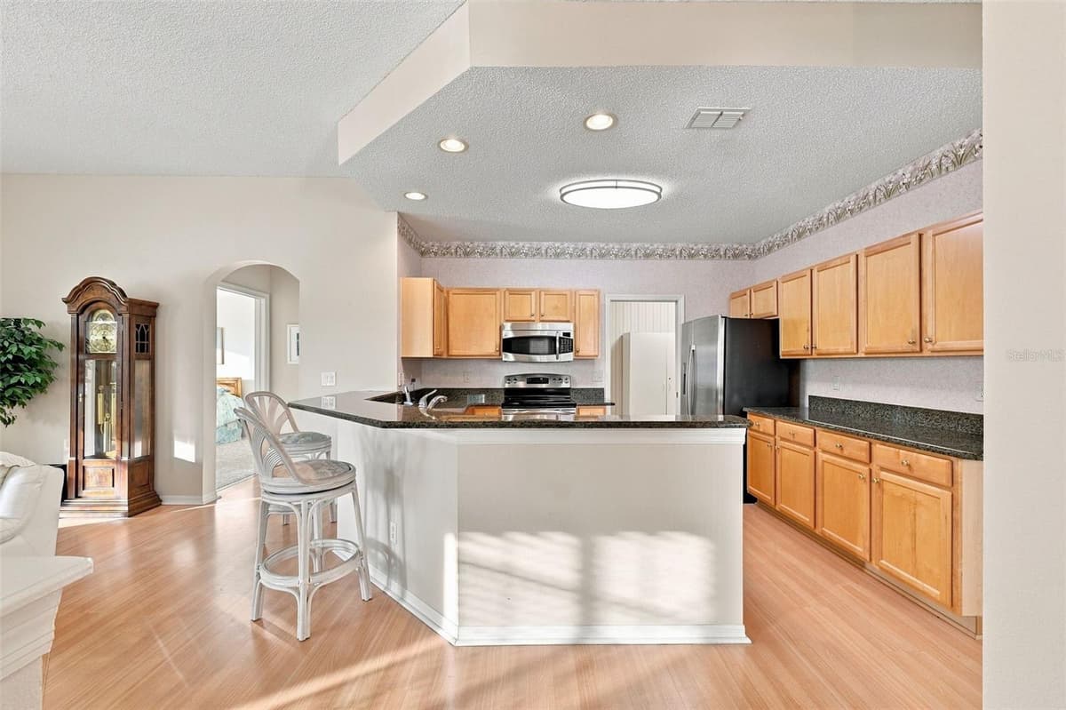 2339 NANTUCKET DRIVE — photo 14 of 91
