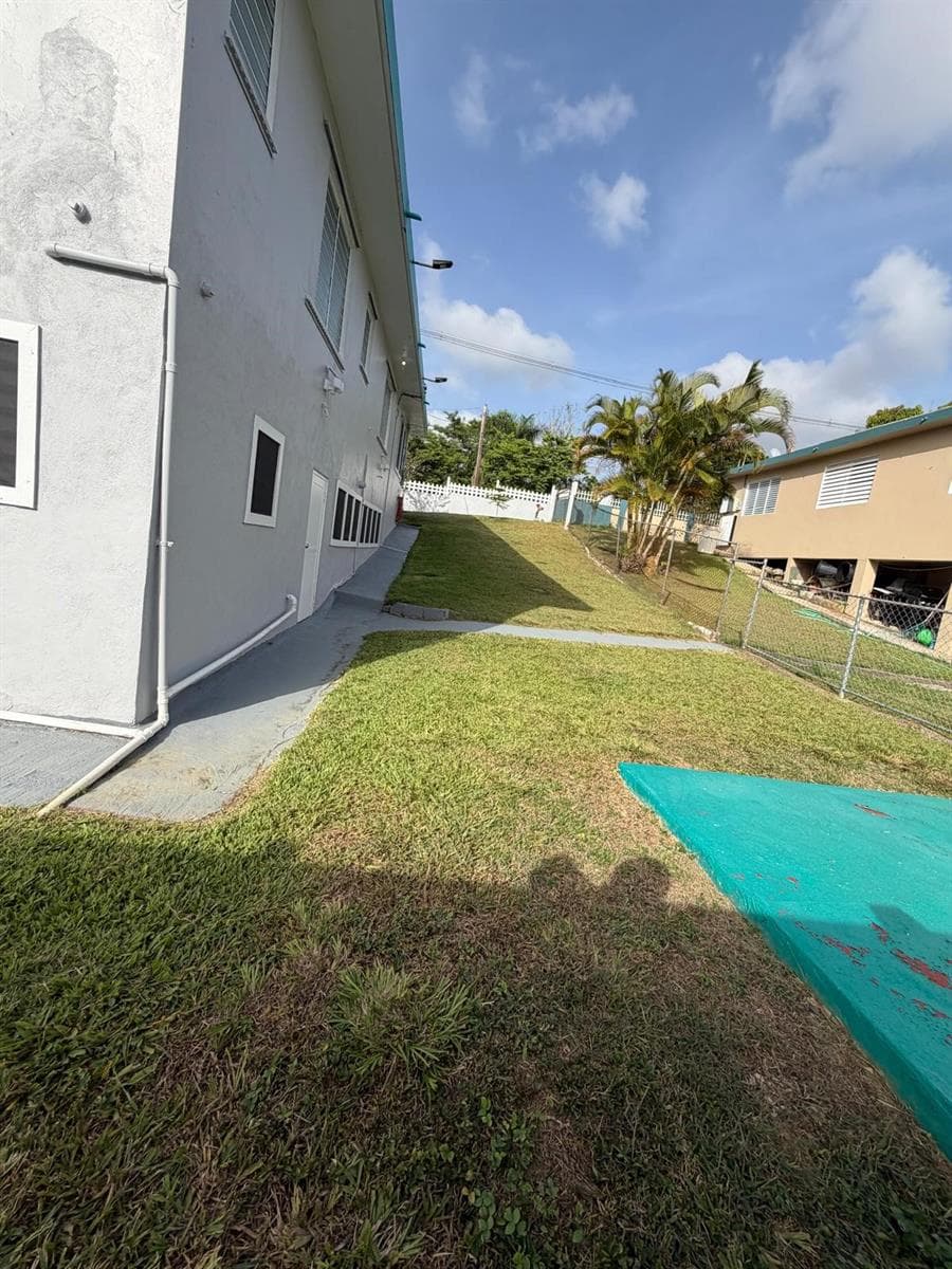 282 AVE. FELIX RIOS — photo 18 of 35