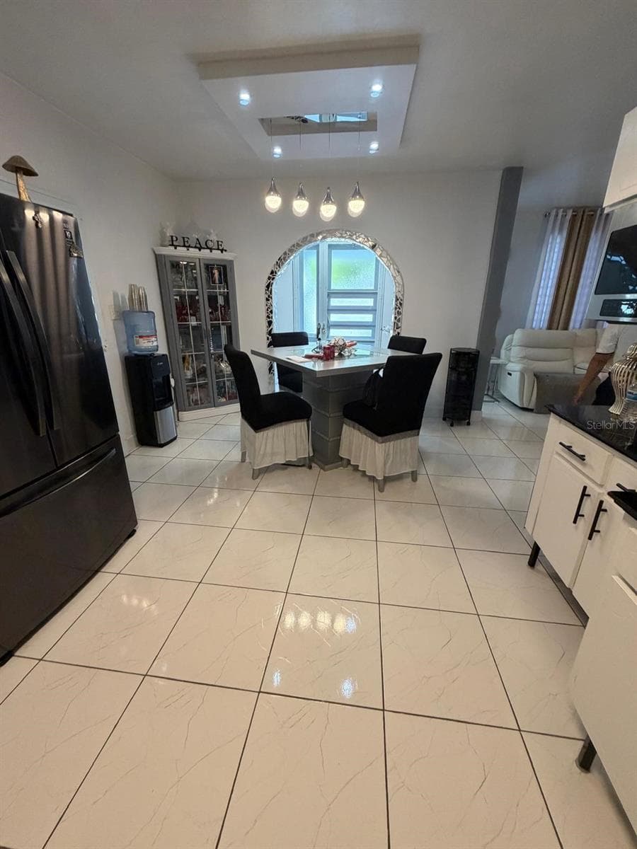282 AVE. FELIX RIOS — photo 5 of 35