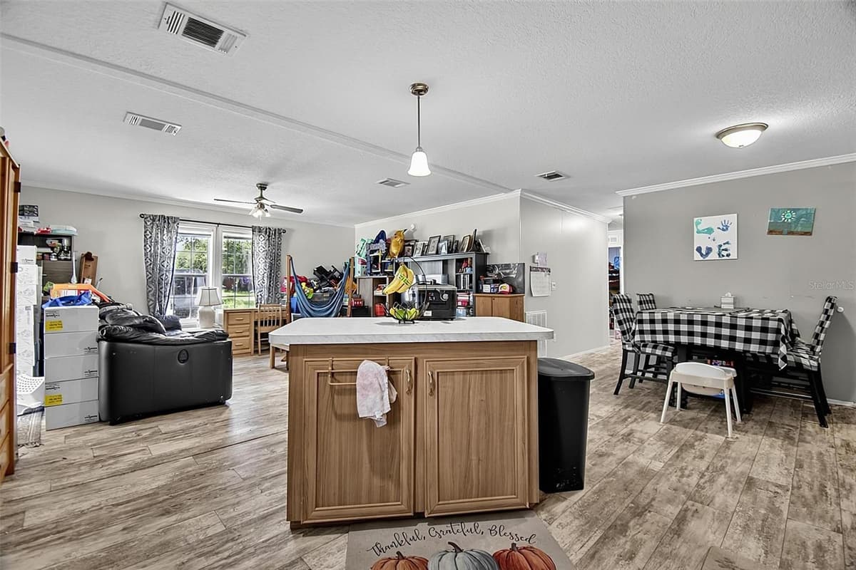 123 MAGNOLIA DRIVE — photo 7 of 33