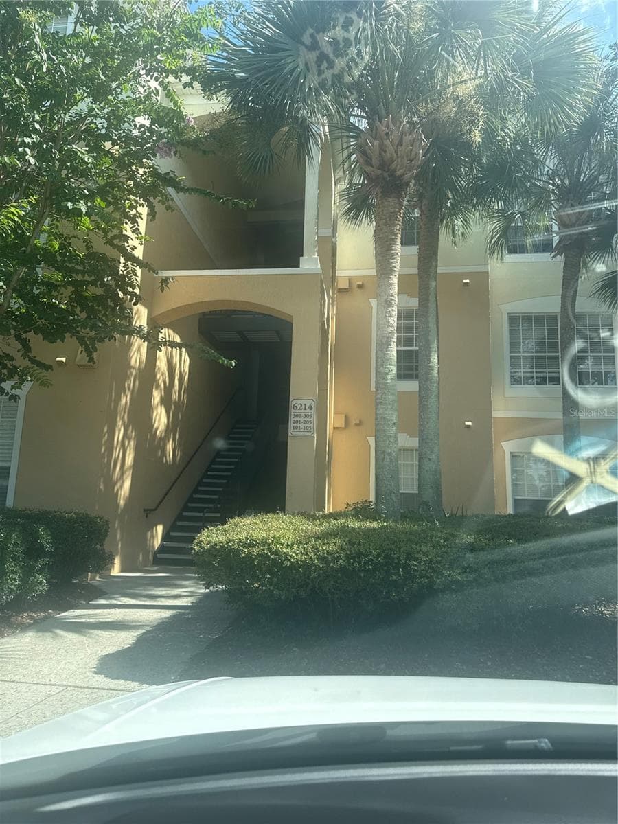 6214 STEVENSON DRIVE — photo 3 of 38