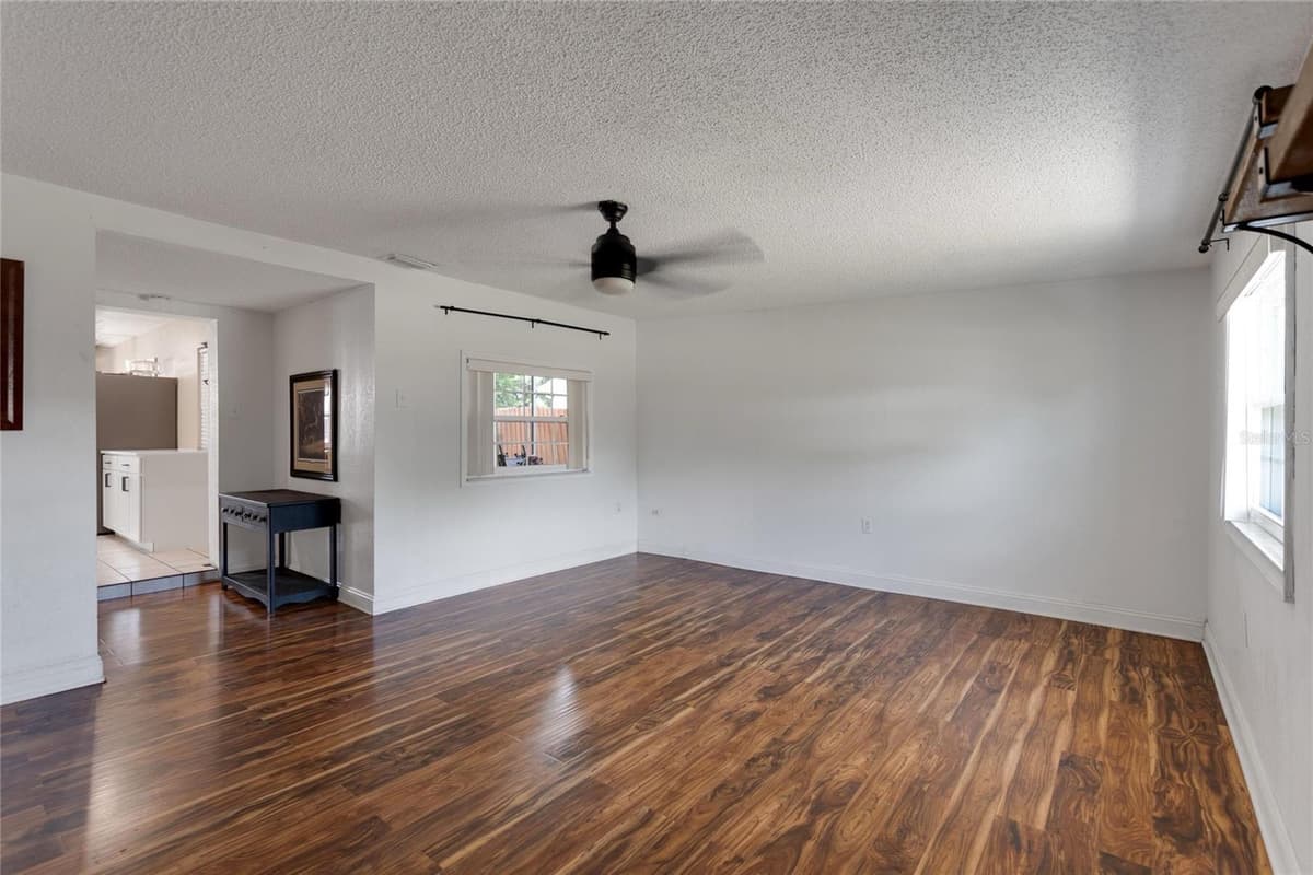 217 ROSE STREET — photo 13 of 19