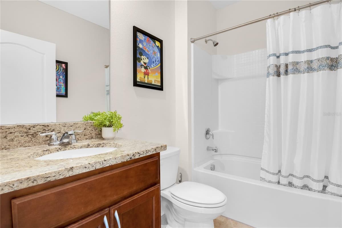 204 INMAN BOULEVARD — photo 15 of 32
