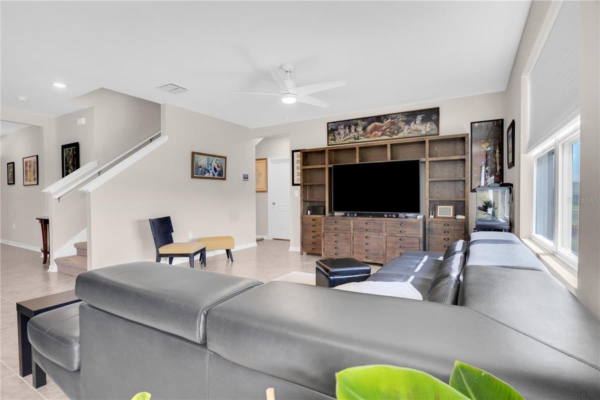 204 INMAN BOULEVARD — photo 13 of 32