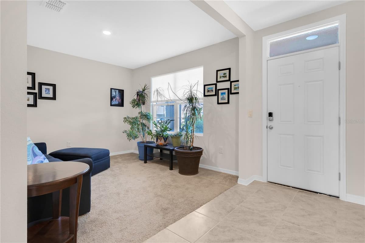 204 INMAN BOULEVARD — photo 6 of 32