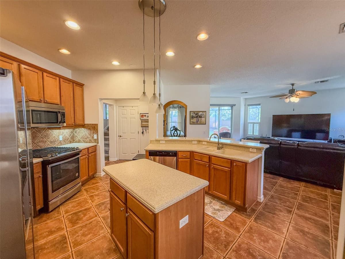 11434 RAPALLO LANE — photo 27 of 97