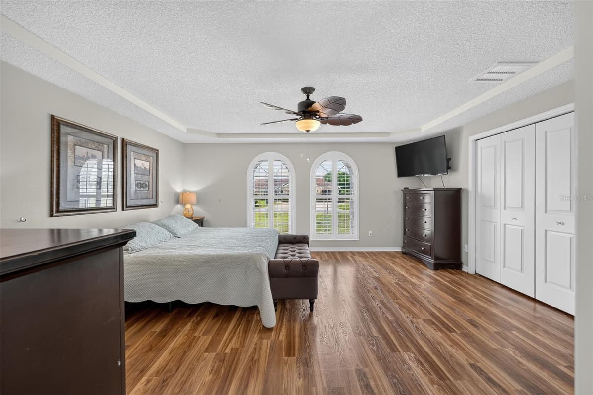 54 HICKORY LOOP — photo 14 of 73