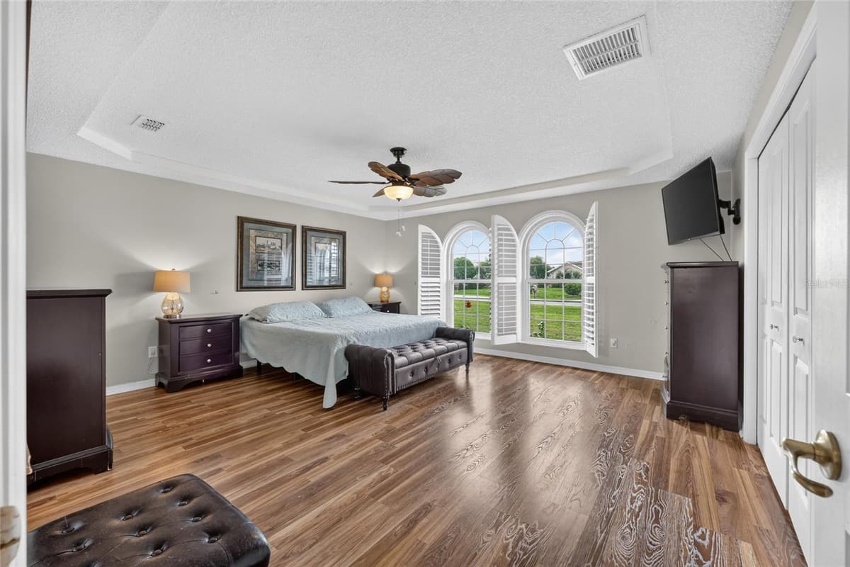 54 HICKORY LOOP — photo 12 of 73