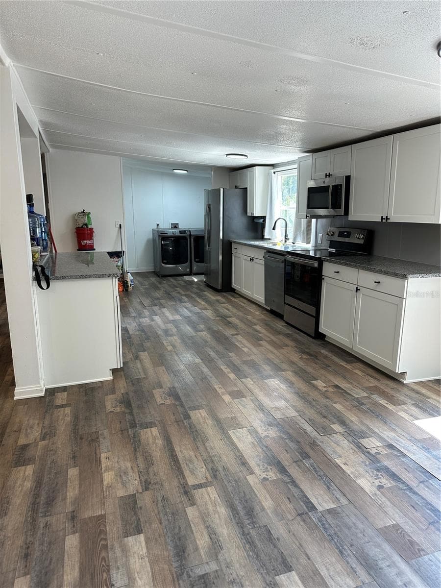 11882 58TH STREET — photo 5 of 29