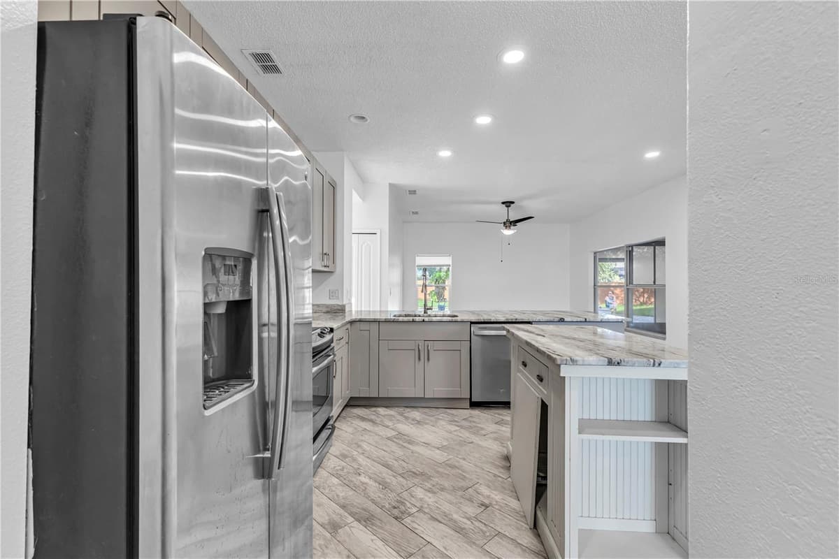 2031 WINTERMERE POINTE DRIVE — photo 12 of 29