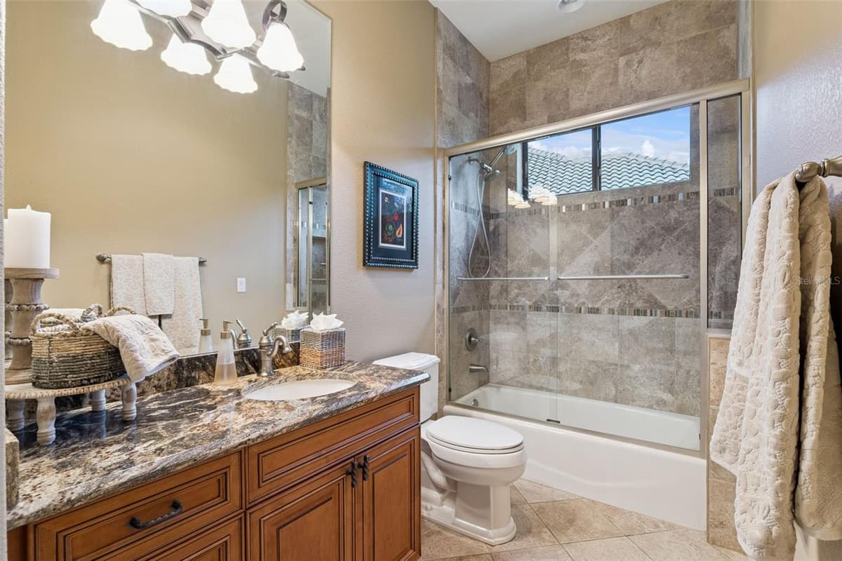 25608 GRANDVIEW POINTE — photo 39 of 87