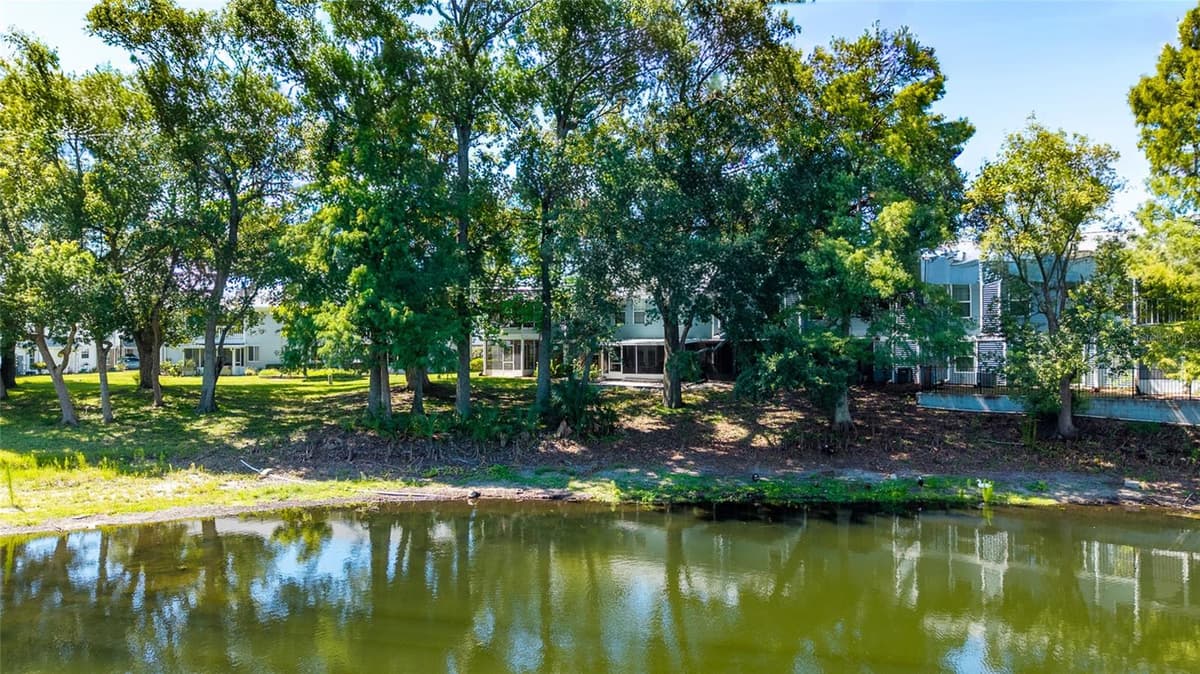 2367 COACH HOUSE BOULEVARD — photo 29 of 31