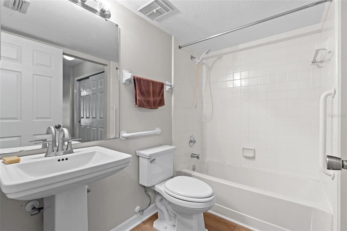 2367 COACH HOUSE BOULEVARD — photo 15 of 31