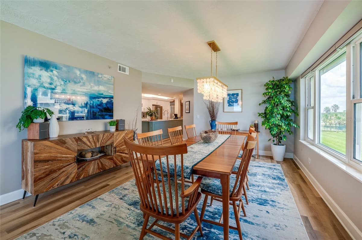 4565 ATLANTIC AVENUE — photo 14 of 35