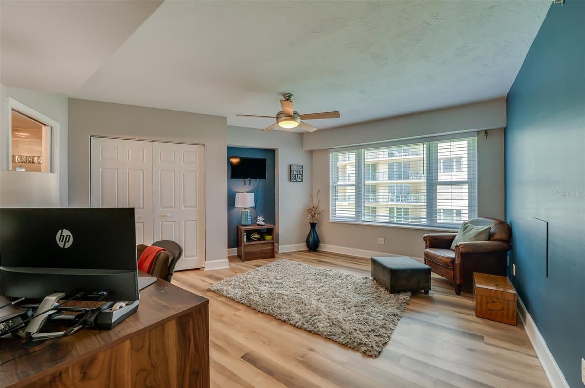 4565 ATLANTIC AVENUE — photo 26 of 35