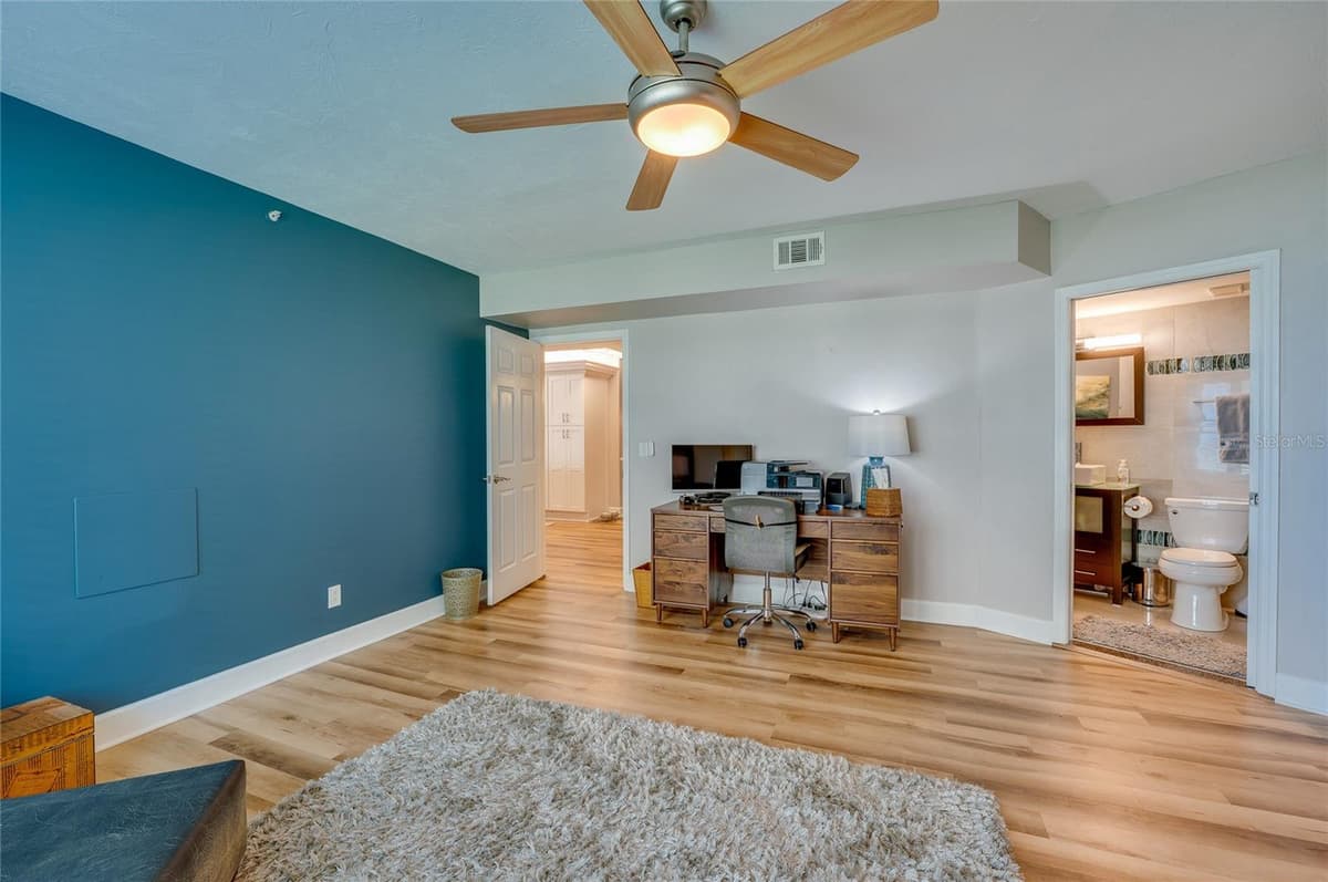 4565 ATLANTIC AVENUE — photo 27 of 35