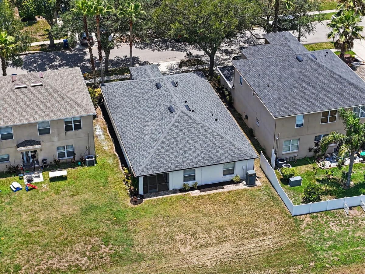 3247 DUNSTABLE DRIVE — photo 39 of 48