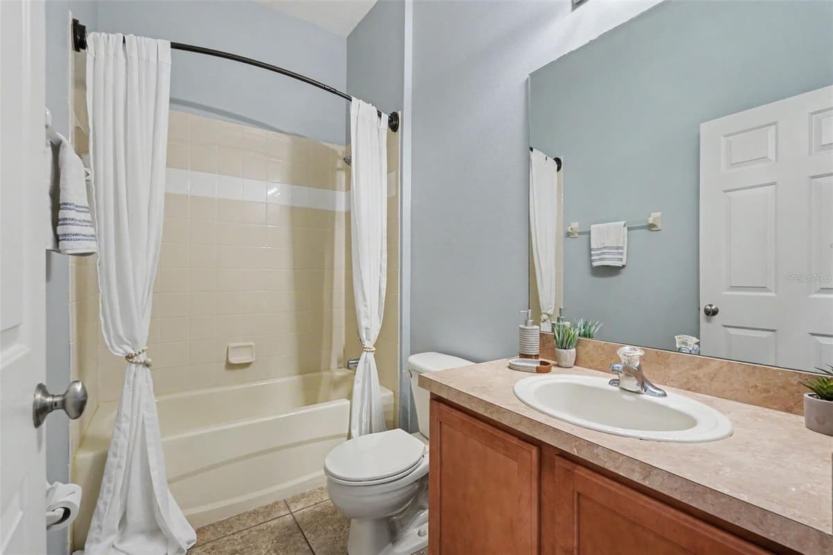 3247 DUNSTABLE DRIVE — photo 9 of 48