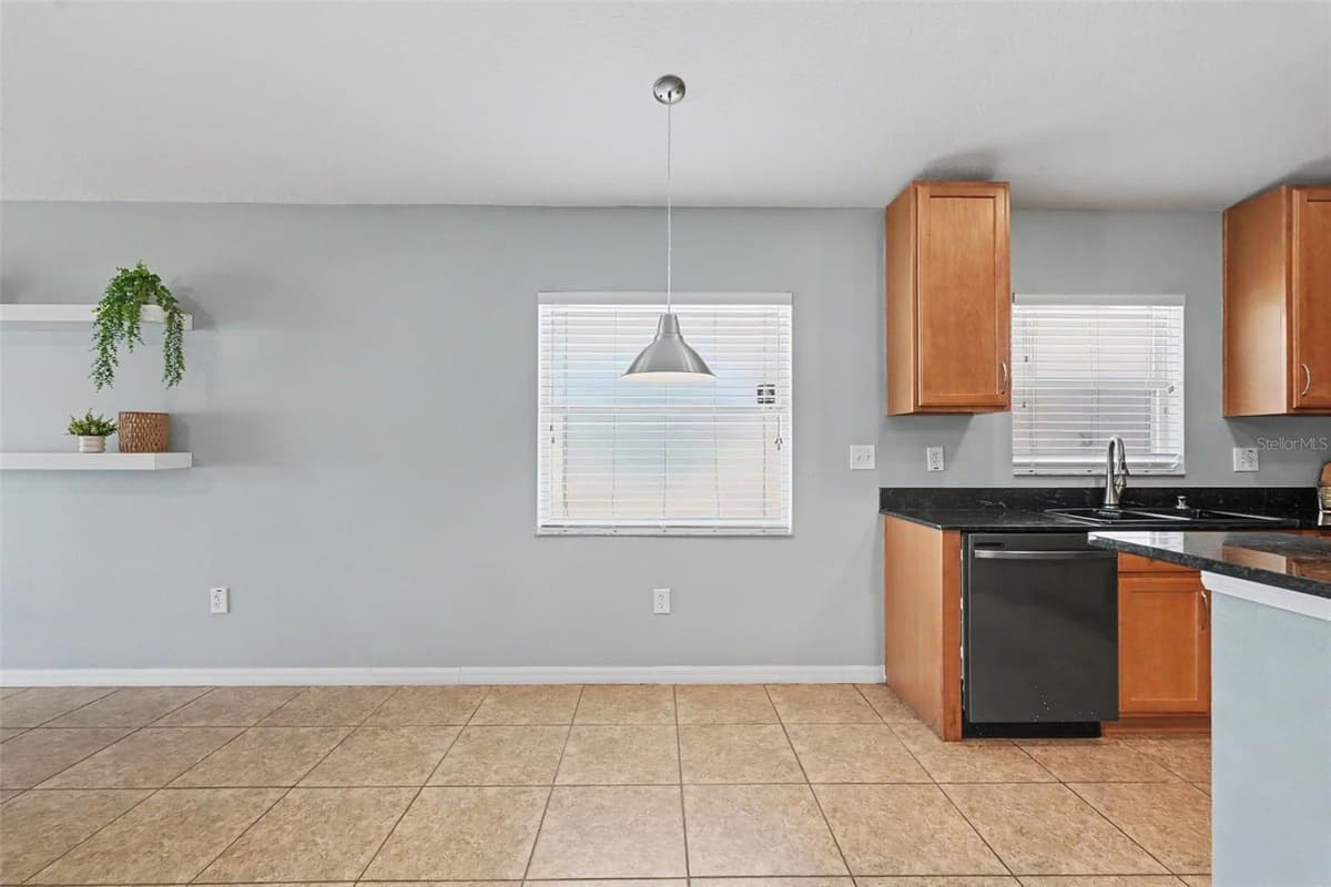 3247 DUNSTABLE DRIVE — photo 14 of 48