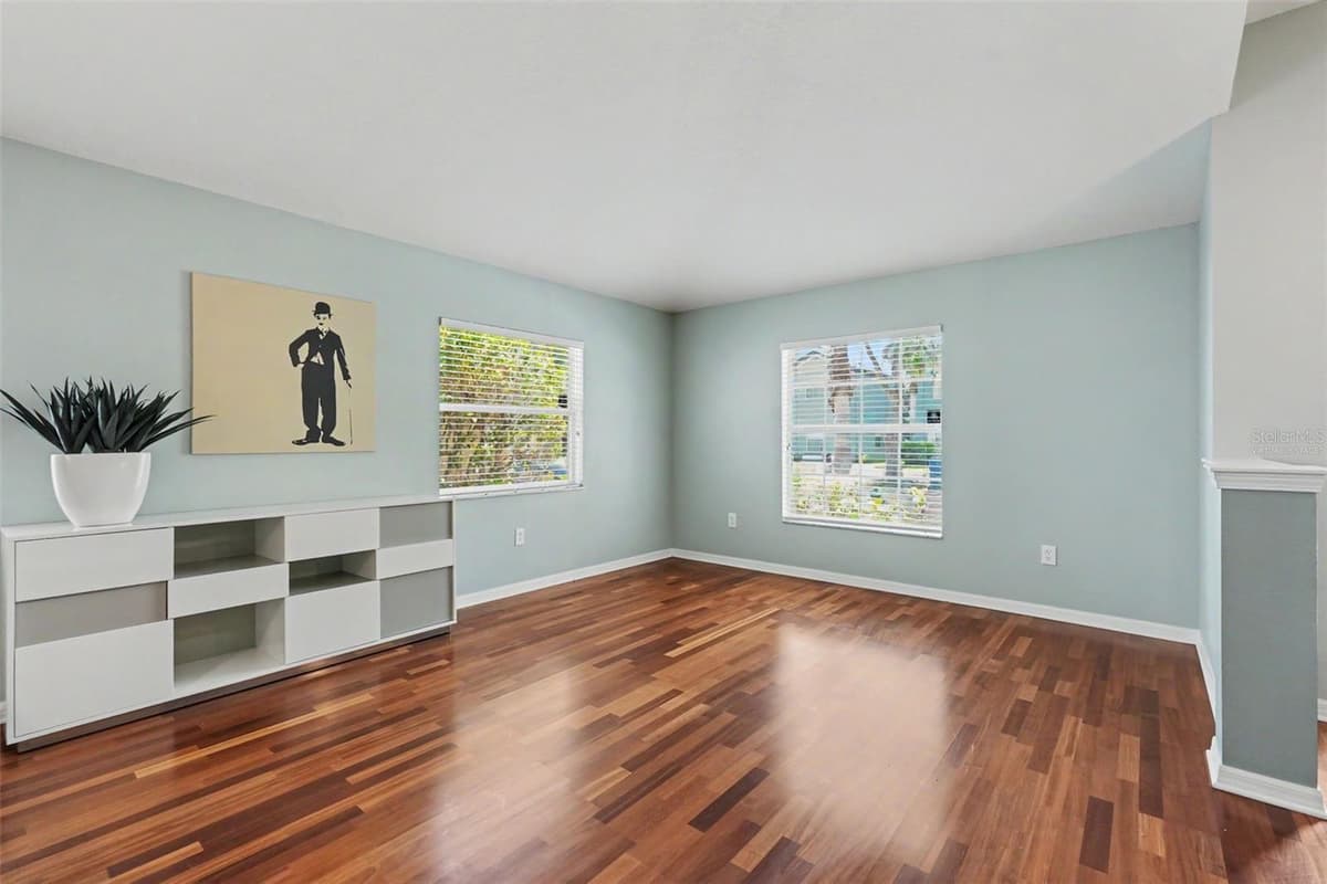 3247 DUNSTABLE DRIVE — photo 7 of 48