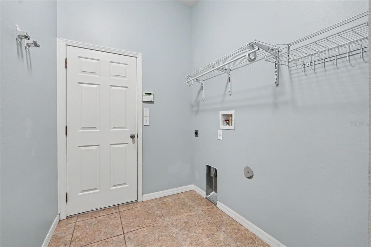 3247 DUNSTABLE DRIVE — photo 8 of 48