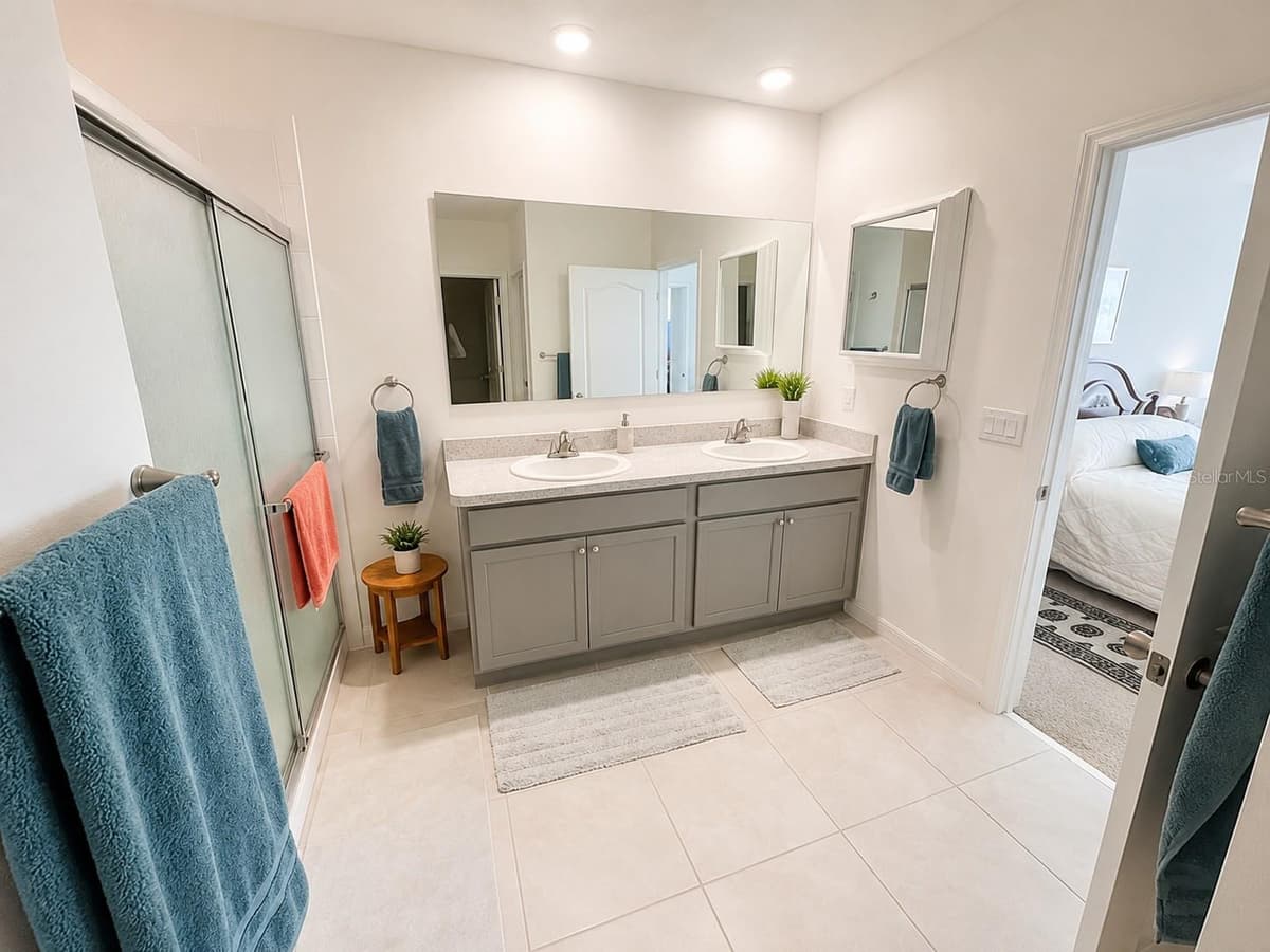 2711 NEVERLAND DRIVE — photo 10 of 18