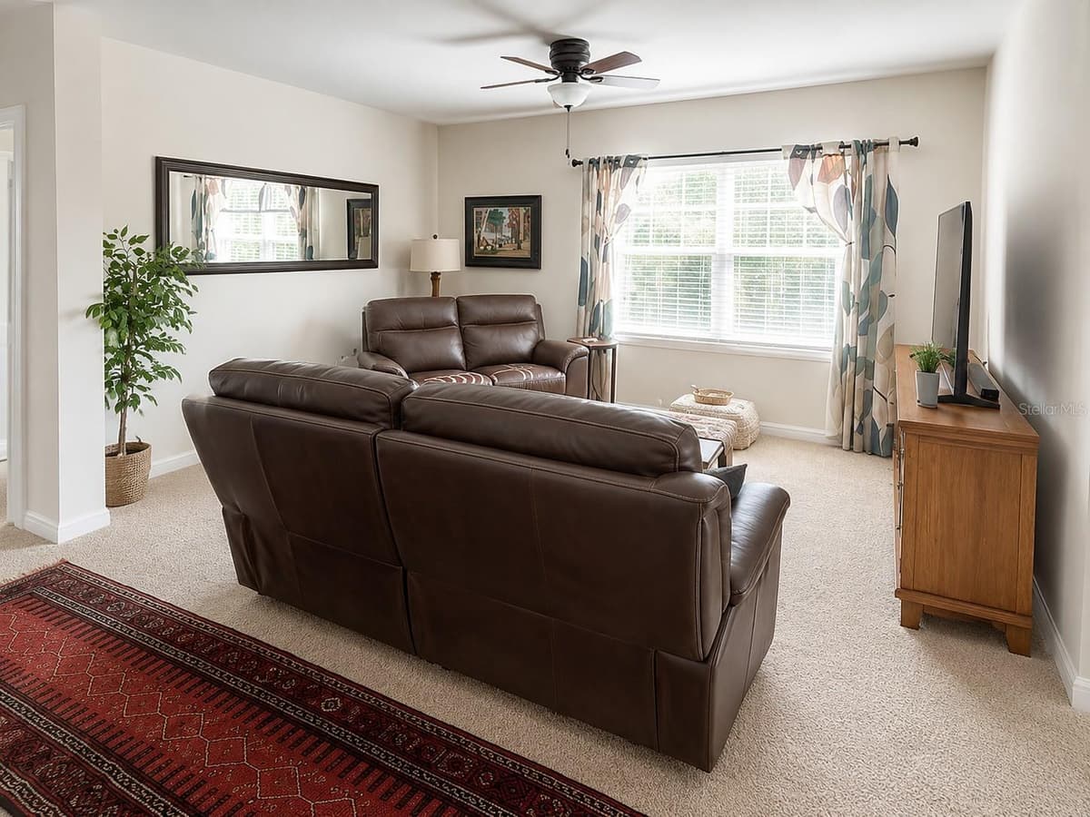 2711 NEVERLAND DRIVE — photo 8 of 18