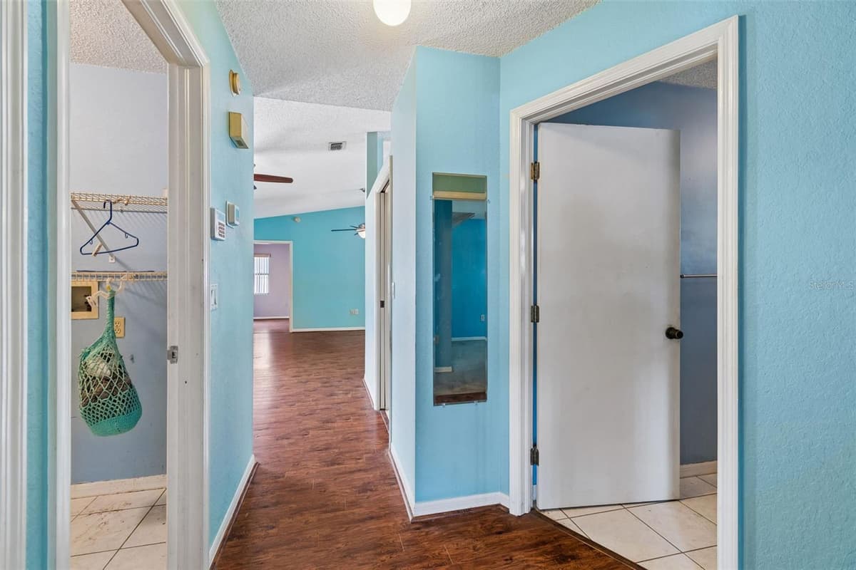 4235 CASTLE AVENUE — photo 41 of 98