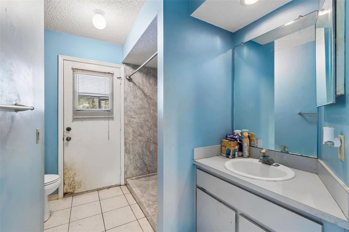 4235 CASTLE AVENUE — photo 47 of 98