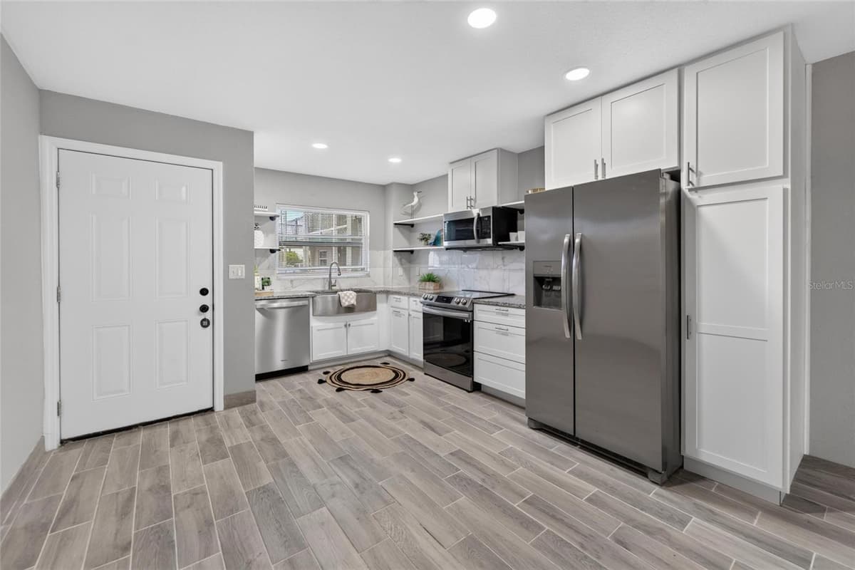 1028 APOLLO BEACH BOULEVARD — photo 10 of 59