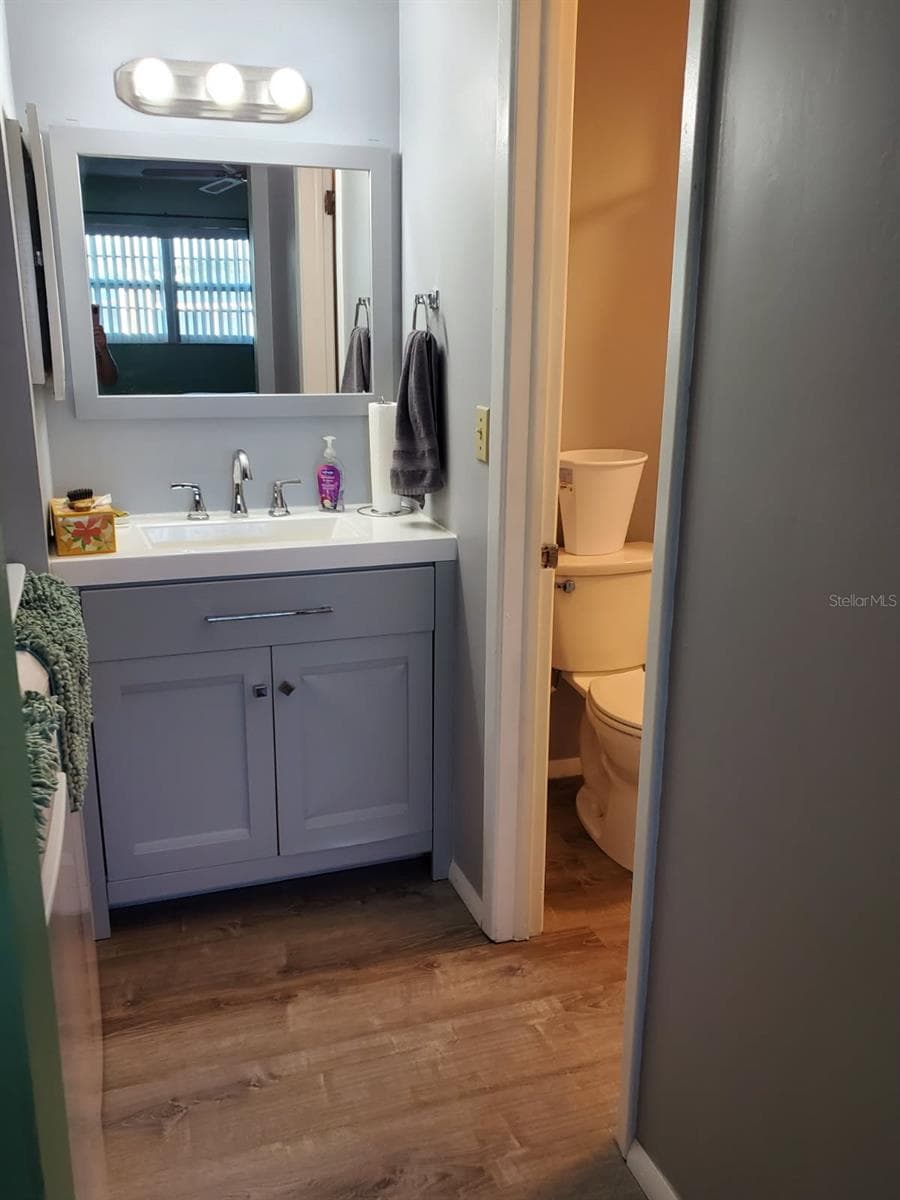 11135 CARRIAGE HILL DRIVE — photo 17 of 28