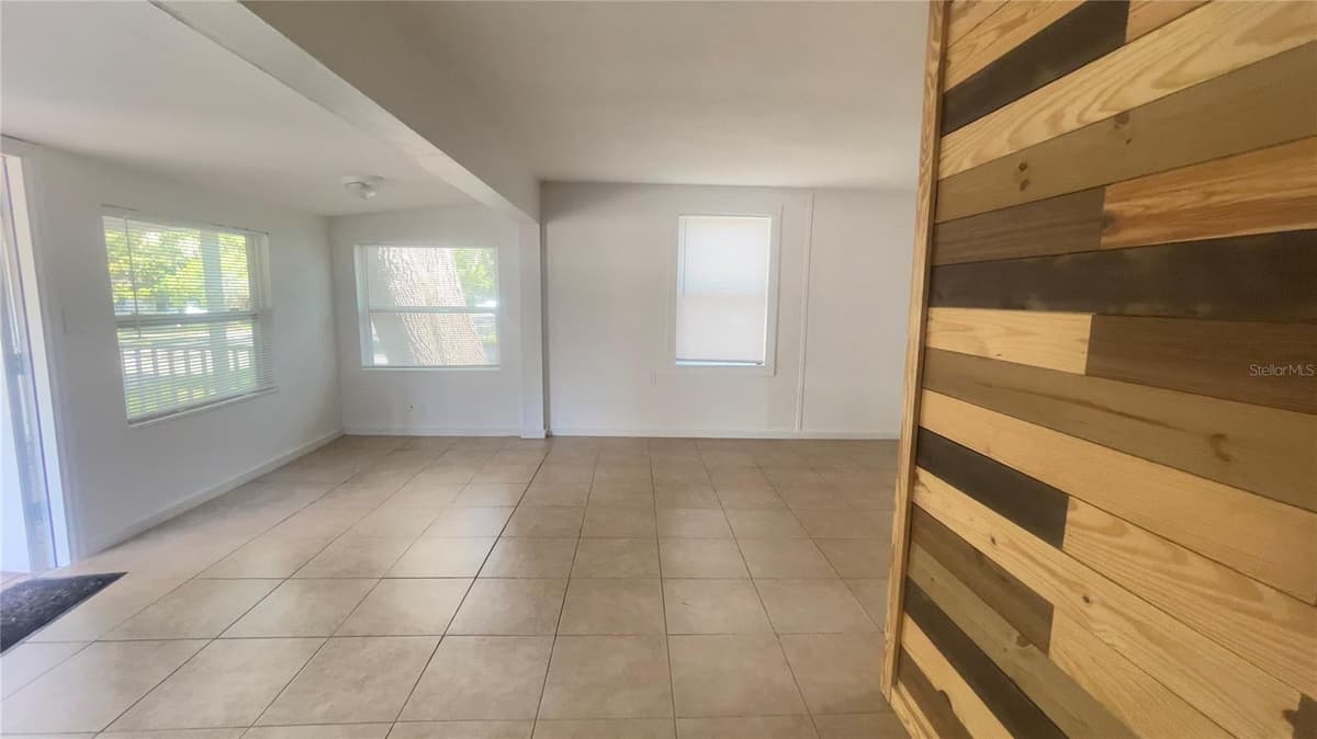 432 15TH STREET — photo 3 of 16