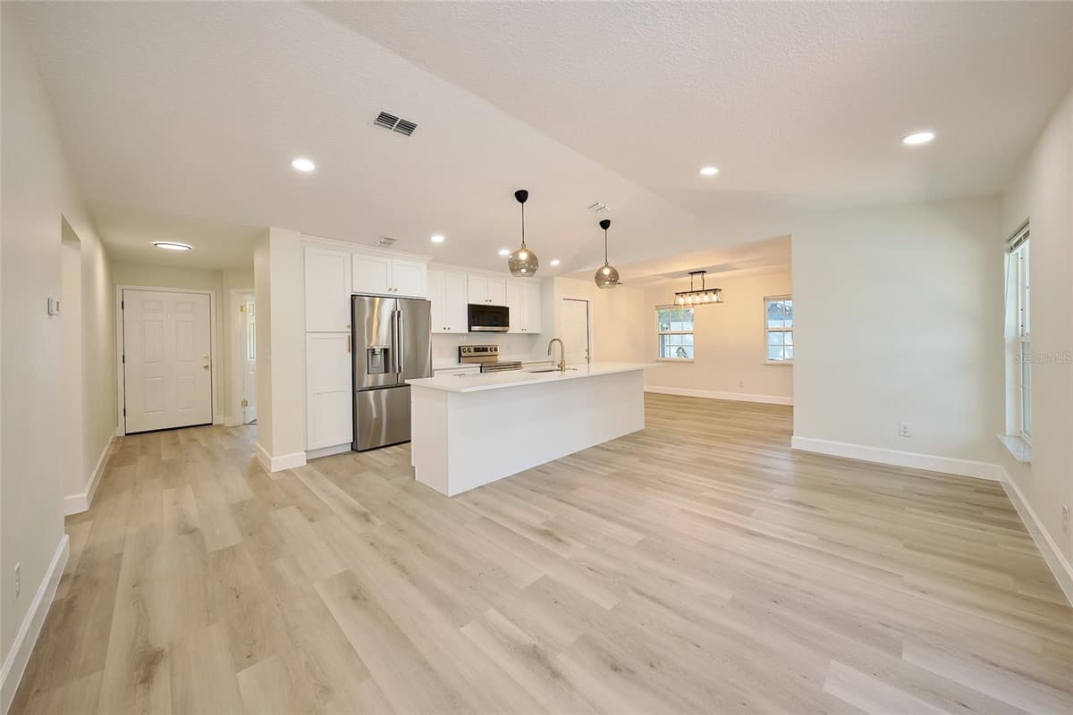 1240 WINDWAY CIRCLE — photo 4 of 27