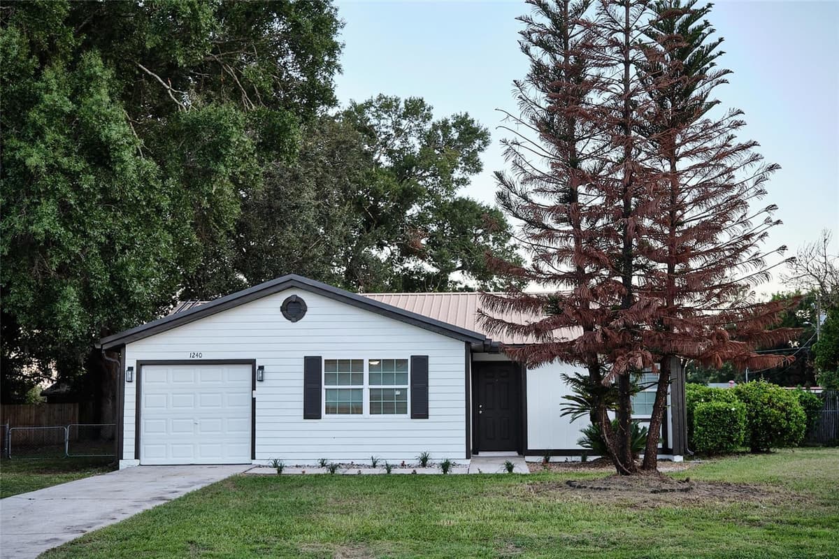 1240 WINDWAY CIRCLE — photo 1 of 27