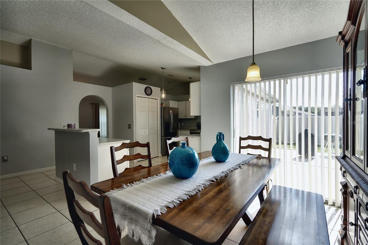 712 BEAR WAY — photo 9 of 20