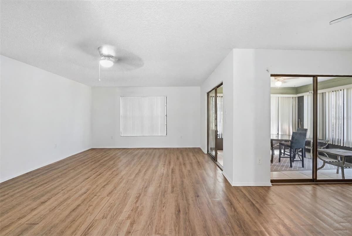 5080 BARRINGTON CIRCLE — photo 19 of 35