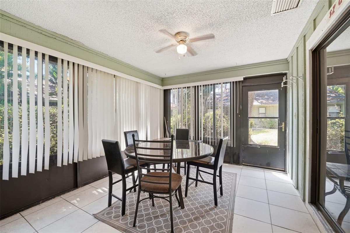 5080 BARRINGTON CIRCLE — photo 31 of 35