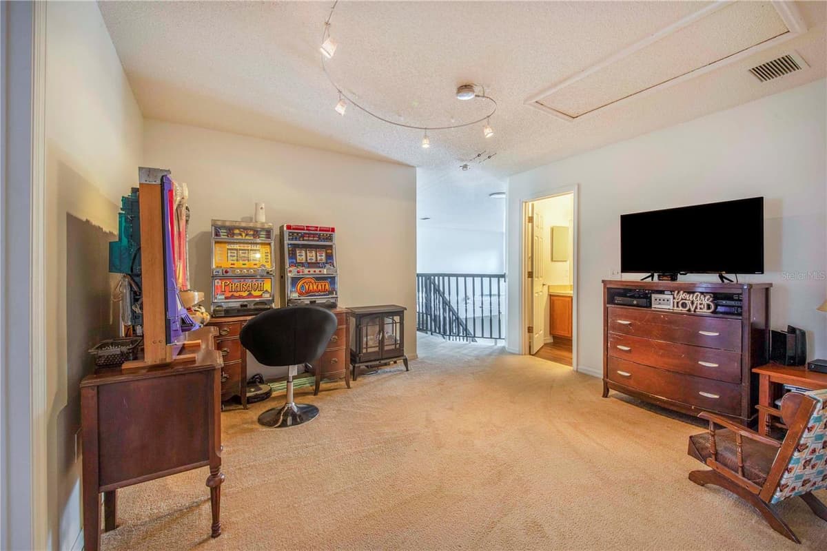 66 HERRING COURT — photo 24 of 46
