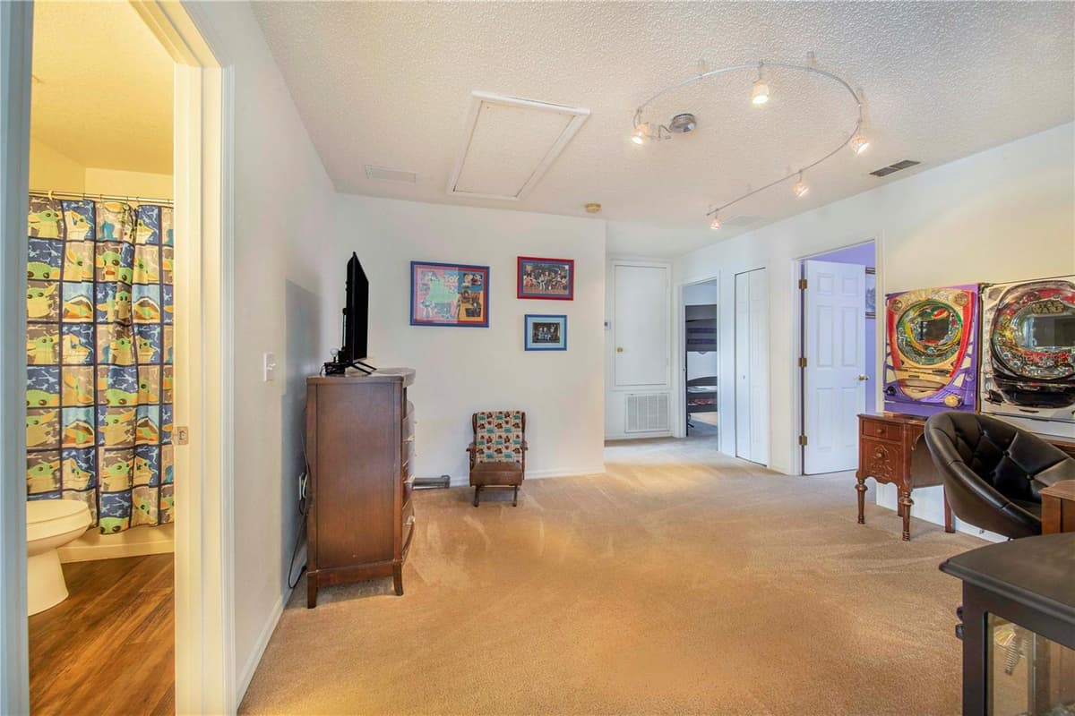 66 HERRING COURT — photo 23 of 46