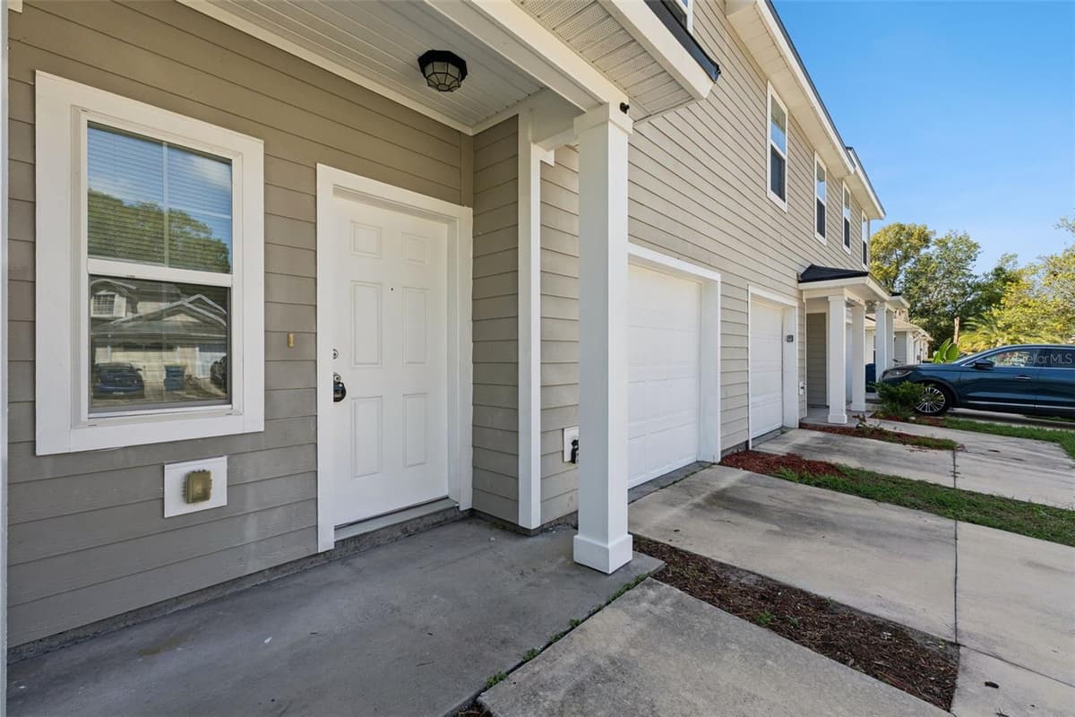 3551 RAIN FOREST DRIVE — photo 3 of 27