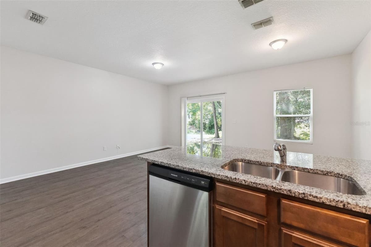 3551 RAIN FOREST DRIVE — photo 9 of 27