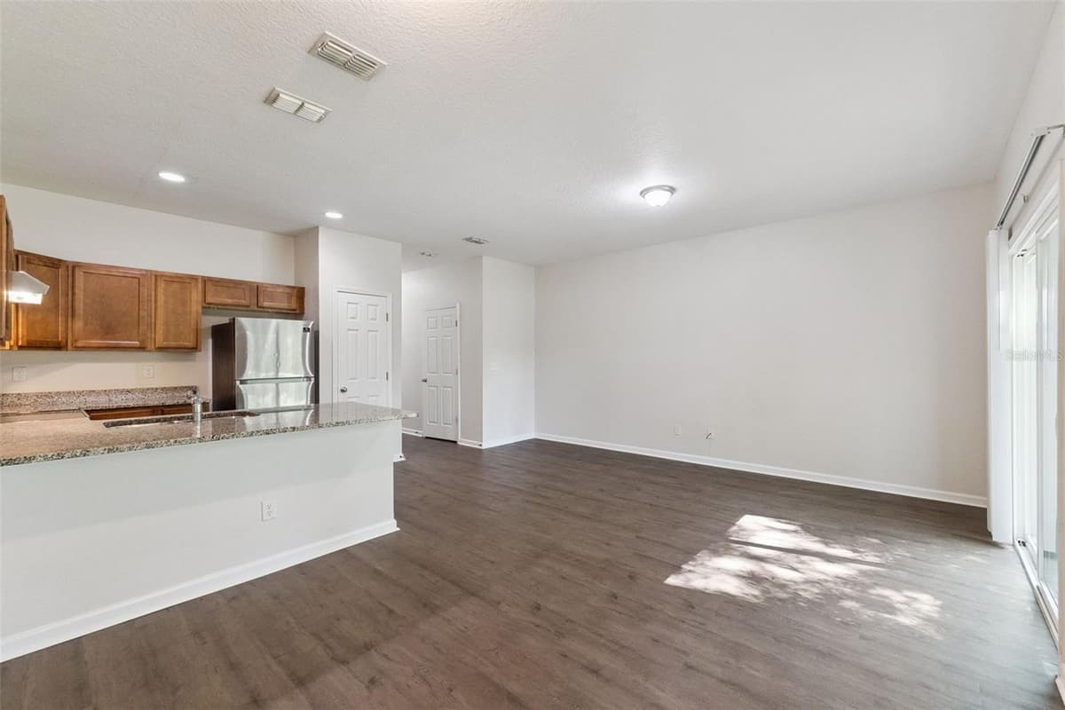 3551 RAIN FOREST DRIVE — photo 8 of 27