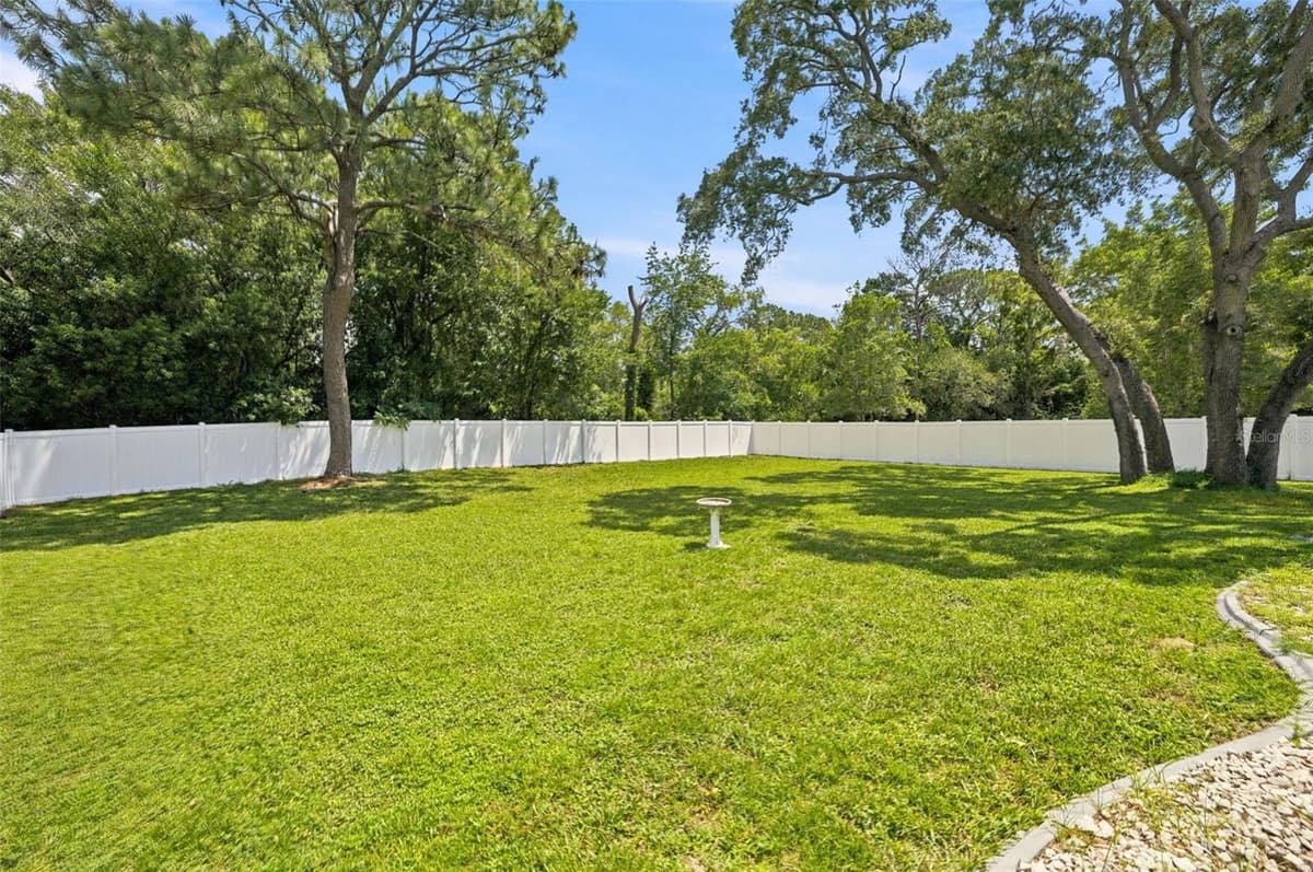 11333 SILVERWOOD COURT — photo 35 of 38