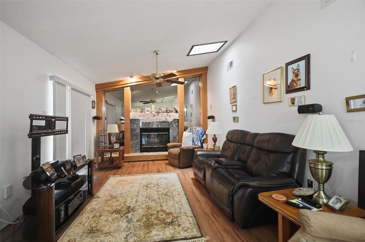 11333 SILVERWOOD COURT — photo 15 of 38