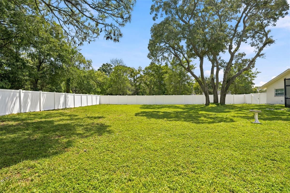11333 SILVERWOOD COURT — photo 37 of 38