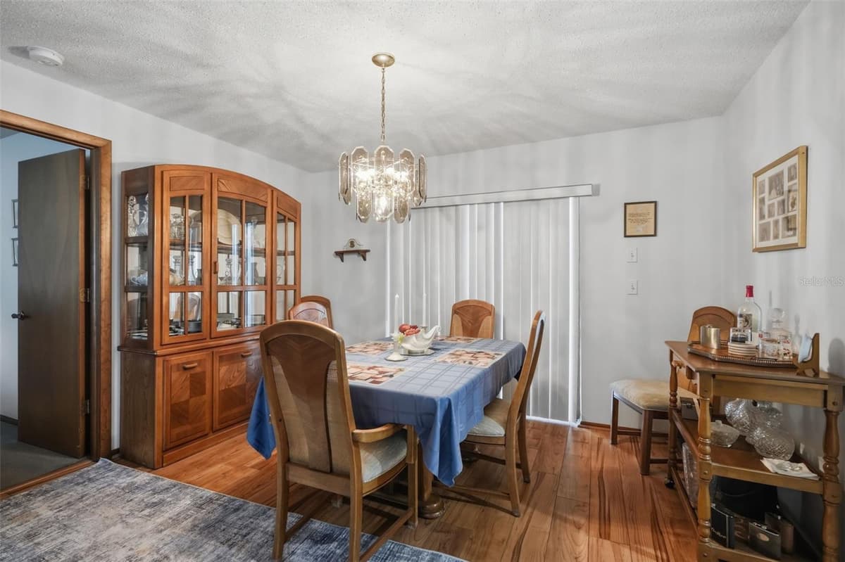 11333 SILVERWOOD COURT — photo 14 of 38