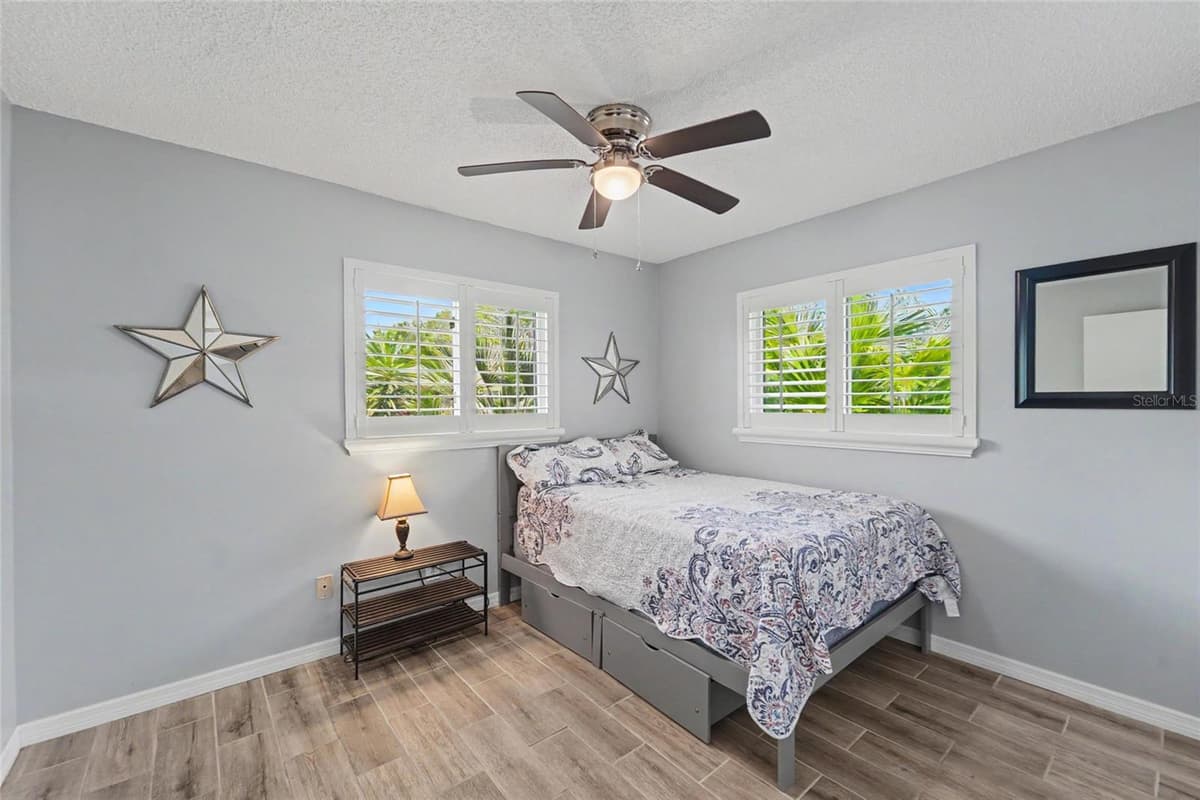 1496 QUEEN ANNE DRIVE — photo 20 of 37
